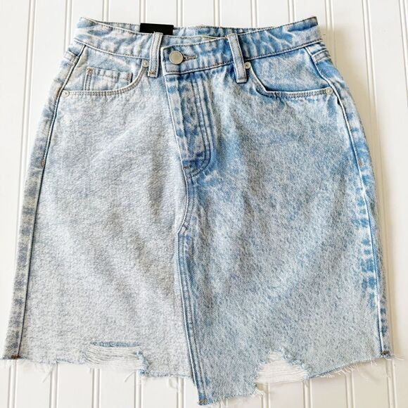 BLANK NYC “NICE TRY" Colorblock Denim Mini Skirt - Size 24 - Picture 1 of 5